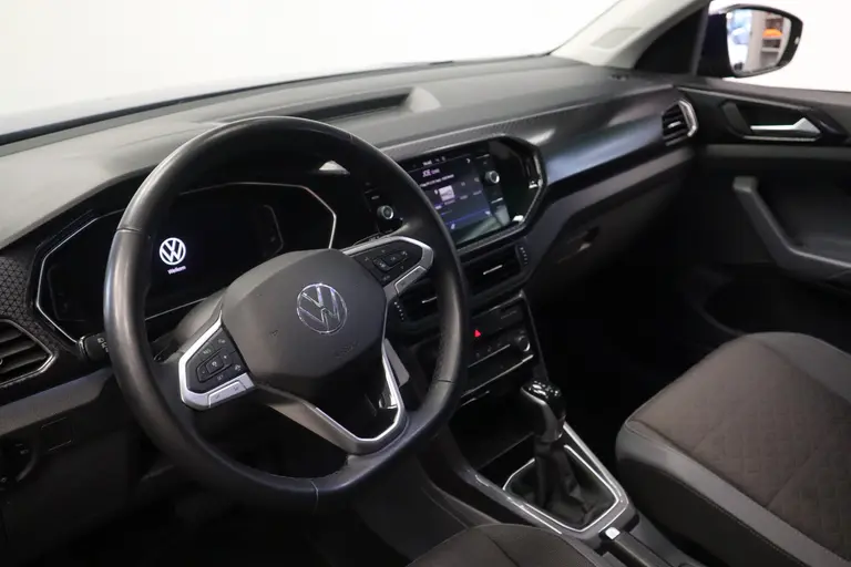 Volkswagen T-Cross 1.0 TSI Style Business R Navigatie Full-led Adaptive-cruise afbeelding 9