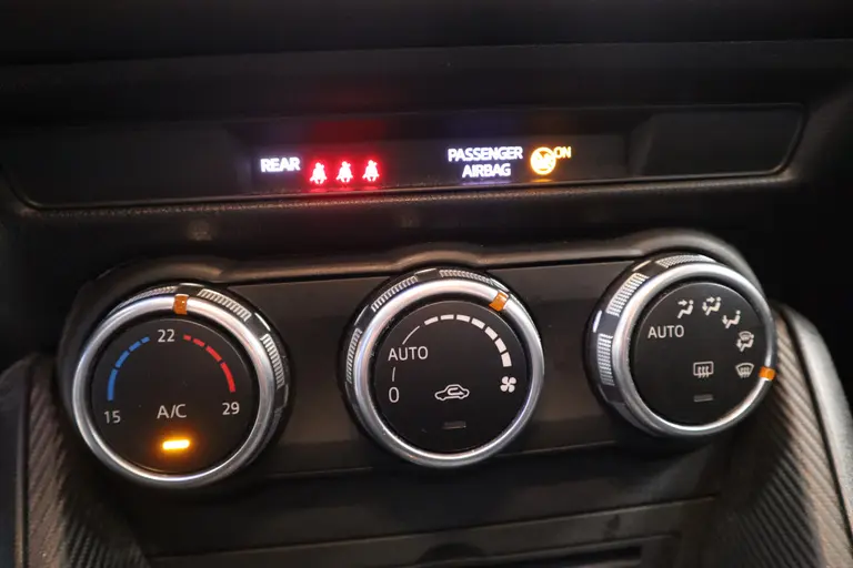 Mazda CX-3 2.0 SkyActiv-G 120 SkyLease+ Automaat Cruise control Climate control 16LMV afbeelding 8