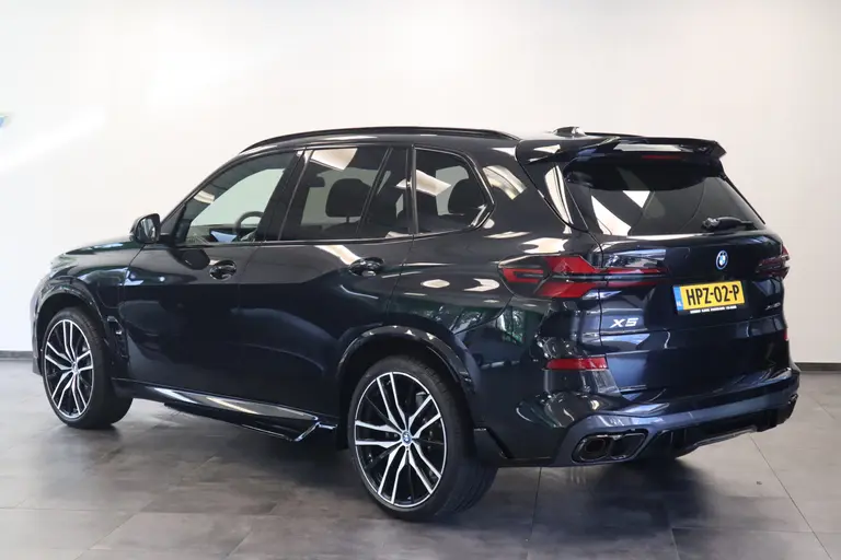 BMW X5 xDrive50e M Sport laser light HUD panodak H&K Shadow Line afbeelding 3