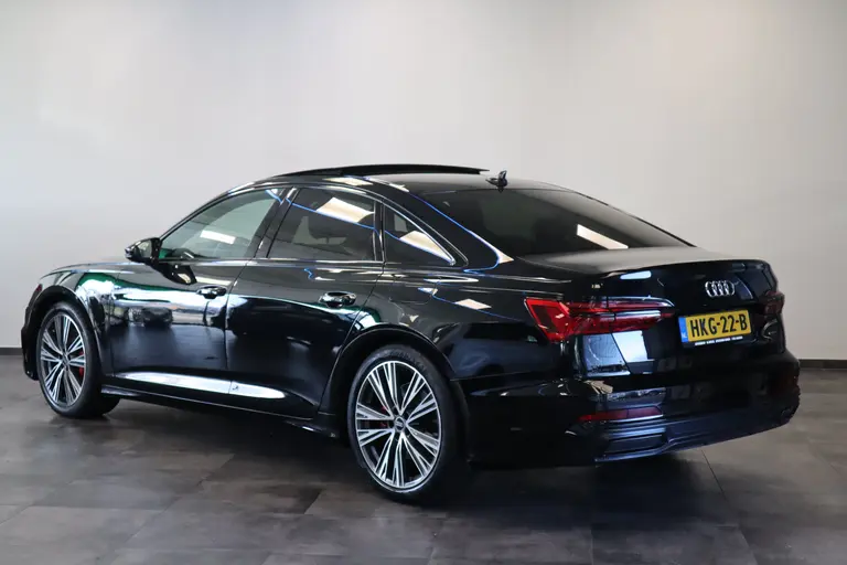 Audi A6 Limousine 55 TFSI e Quattro Pro Line S Competition 256pk Panorama Navigatie Cruise Control Volleder interieur Stoel/Stuur verwarming. afbeelding 4