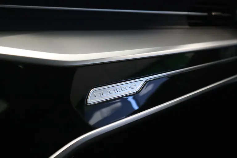 Audi A6 Limousine 55 TFSI e Quattro Pro Line S Competition 256PK Panorama Navigatie Cruise Control Volleder interieur Stoel/Stuur verwarming. * 2e Paasdag zijn wij geopend van 12:00 tot 17:00uur! * afbeelding 17