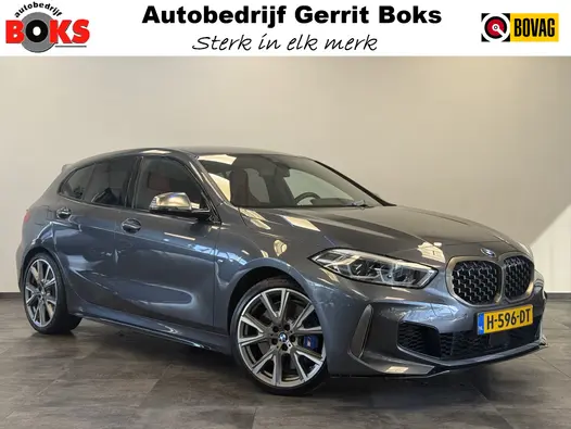 BMW 1-serie M135i xDrive High Executive Edition 306PK Headup Display Sportuitlaat Navigatie PDC VCP Cruise Control 19LMV  Volleder interieur Schaal stoelen 2 Jaar garantie mogelijk* ( vraag naar de voorwaarde)