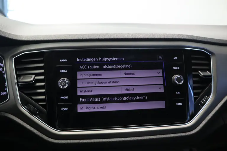 Volkswagen T-Roc 1.0 TSI Style 16LMV Cruise Control Airco afbeelding 11