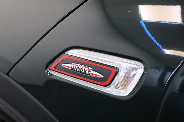 MINI Clubman 306PK 2.0 JCW ALL4 Harmann Kardon Navigatie Cruise control vol leder interieur 18LMV * 2e Paasdag zijn wij geopend van 12:00 tot 17:00uur! * afbeelding 7