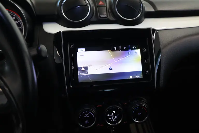 Suzuki Swift 1.0 Stijl 112PK Automaat TWo tone Color Navigatie Dab+ 16LMV Cruise Control Stoelverwarming afbeelding 13