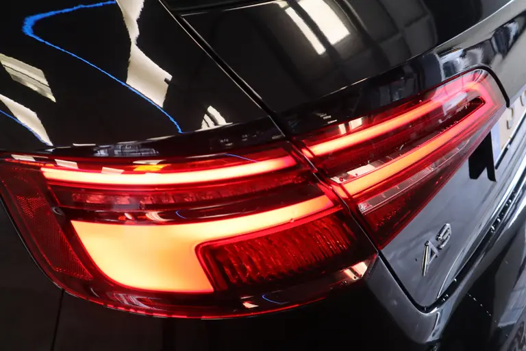 Audi A3 Sportback 1.4 e-tron Sport Navigatie el trekhaak 18LMV Cruise Control stoelverwarming afbeelding 6