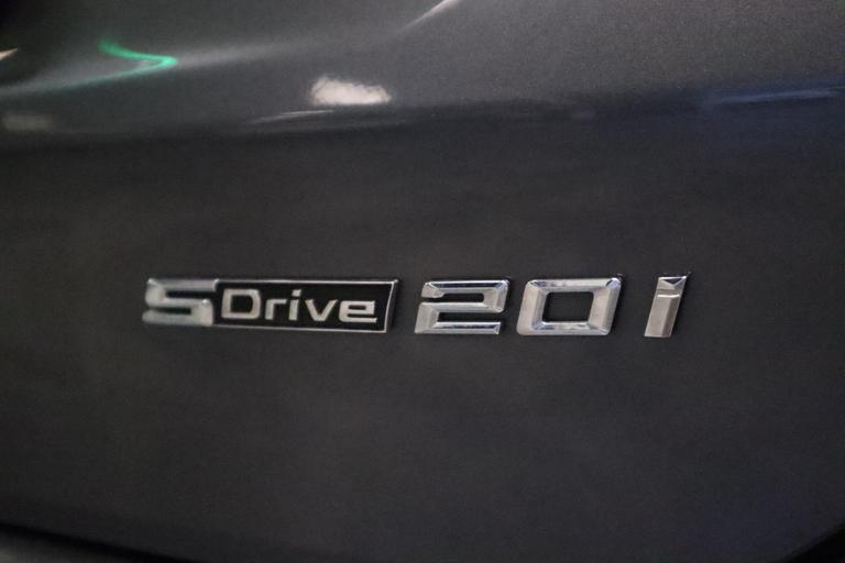 BMW X1 sDrive20i High Executive M-sport Full-led Navigatie 18'lmv afbeelding 6