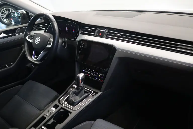 Volkswagen Passat Variant 1.4 TSI PHEV GTE Business Virtual ACC Panodak 218PK Camera Stoelverw Carplay afbeelding 23