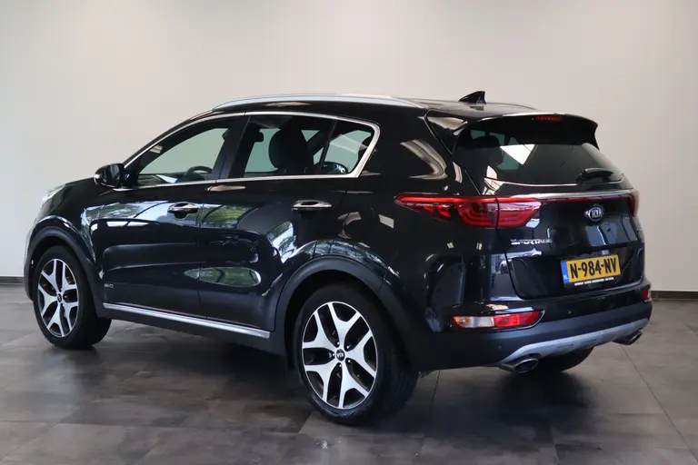 Kia Sportage 1.6 T-GDI 4WD GT-Line PlusLine Navigatie Volleder Cruise Control 19LMV Flipper stuurbediening afbeelding 3