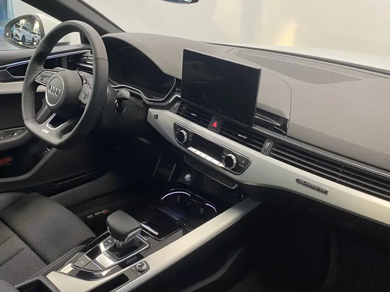Audi A5 Sportback 40 TFSI quattro S edition Competition Panoramadak CruiseControl Navigatie 20'lmv VCP 2 Jaar garantie mogelijk* ( vraag naar de voorwaarde) afbeelding 13