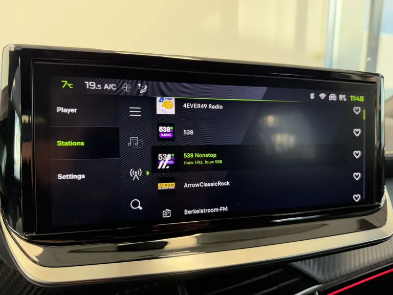 Peugeot 2008 1.2 PureTech 130 GT 130PK Navigatie Cruise Control DAB+ VCP PDC afbeelding 20
