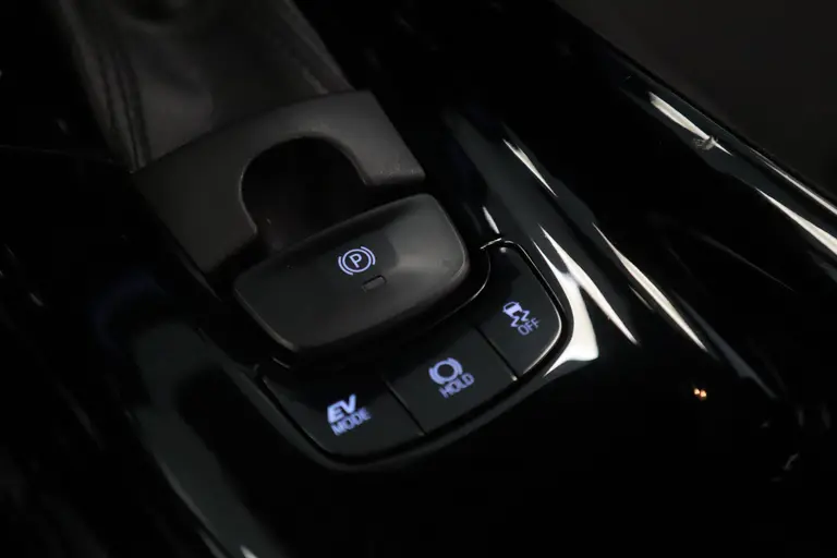 Toyota C-HR 1.8 Hybrid Style Navigatie afneembare trekhaak stoelverwarming JBL Cruise Control afbeelding 16