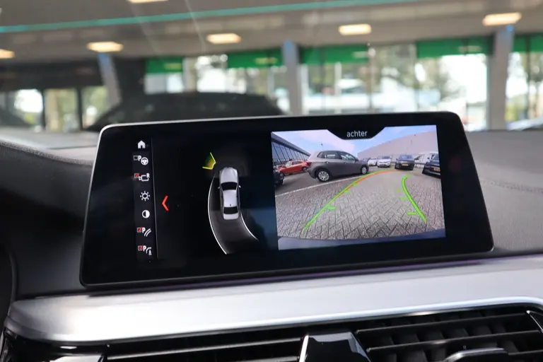 BMW 5 Serie 530e iPerformance High Executive Panoramadak VCP, Climate Control, Cruise Control, Lane Assist, afbeelding 28