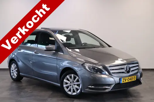 Mercedes-Benz B-Klasse 200 Ambition Panoramadak Climate Comtrol Trekhaak, PDC