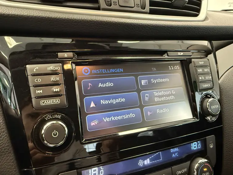 Nissan QASHQAI 1.2 N-Connecta 360 Camera Climate Control Navi Keyless Go afbeelding 16