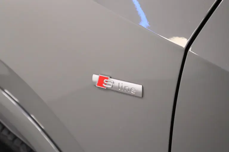 Audi Q2 35 TFSI S Edition S-Line Panoramadak 19lmv Navigatie CruiseControl 2 Jaar garantie mogelijk* ( vraag naar de voorwaarde) afbeelding 8