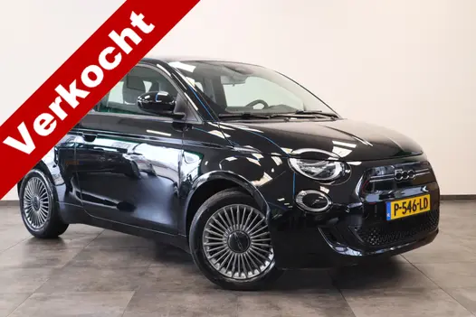 Fiat 500 Icon 42 kWh Navigatie Panoramadak PDC * Hemelvaartsdag geopend van 12:00 tot 17:00u *