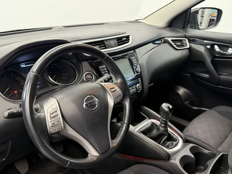 Nissan QASHQAI 1.2 N-Connecta 360 Camera Climate Control Navi Keyless Go afbeelding 6