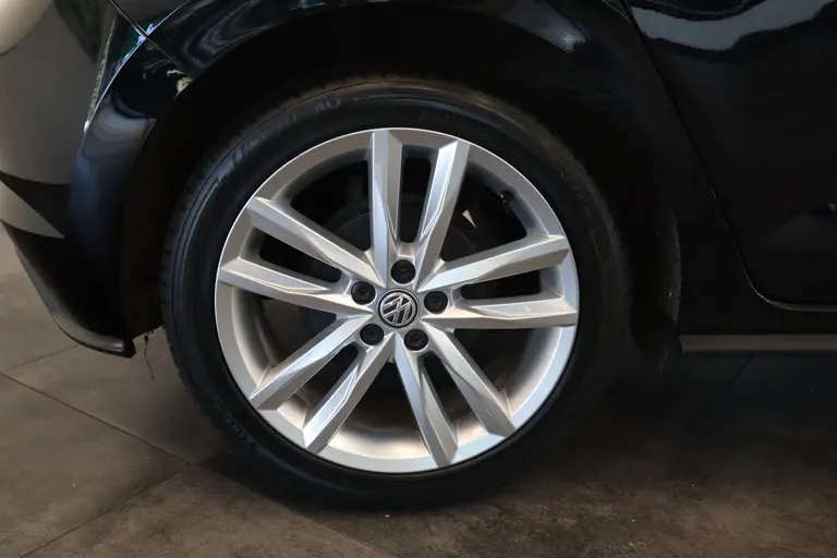 Volkswagen Polo 1.0 TSI Highline R-line Adaptive-Cruise Navigatie 17'Lmv 24 maanden garantie mogelijk (*vraag naar de voorwaarden) afbeelding 4