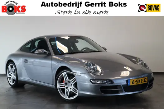 Porsche 911 3.8 Carrera 4S 355PK Navigatie 19LMV Volleder interieur met memorie Bose Installatie.