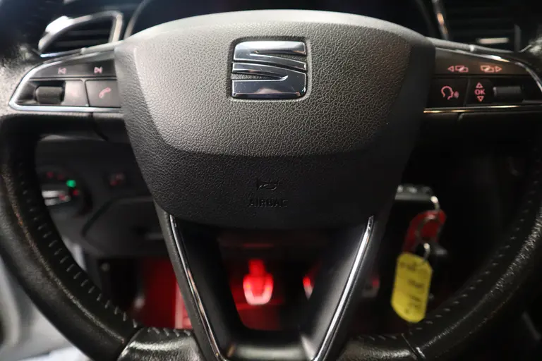 SEAT Leon 1.2 TSI Style 5-Drs. Navigatie CruiseControl afbeelding 6