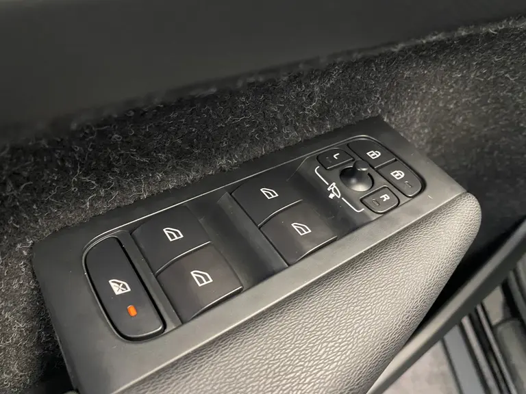 Volvo XC40 2.0 T4 Momentum Navigatie Full-led Trekhaak afbeelding 12