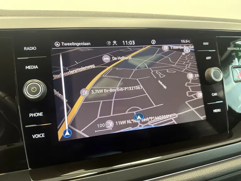 Volkswagen Polo 1.0 TSI R-Line Panoramadak IQ-light VCP Navigatie afbeelding 22