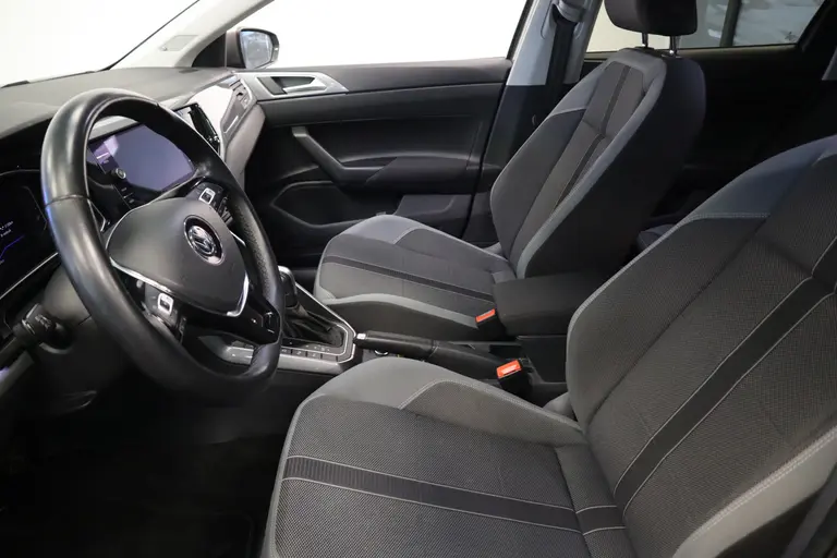 Volkswagen Polo 1.0 TSI Highline Business R Automaat 16-LMV, Navigatie VCP. afbeelding 9