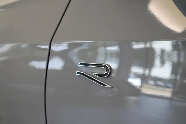 Volkswagen Golf 1.5 eTSI R-Line Edition ! Nieuw Type ! Panoramadak IQ-light Navigatie afbeelding 6