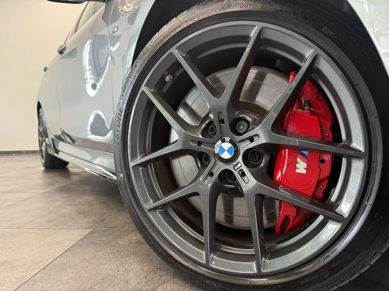 BMW 1-serie 120i Cruise/Climate Panoramadak NAP 18''LM Performance 24 maanden garantie mogelijk (*vraag naar de voorwaarden) afbeelding 4
