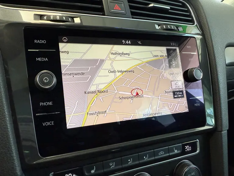 Volkswagen Golf 1.4 TSI Highline Panoramadak Navigatie Full-led 150pk! * 2e Paasdag zijn wij geopend van 12:00 tot 17:00uur! * afbeelding 19