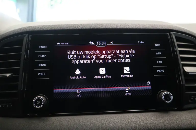 Skoda Karoq 1.5 TSI ACT Sportline Business CruiseControl Trekhaak Full-led afbeelding 20