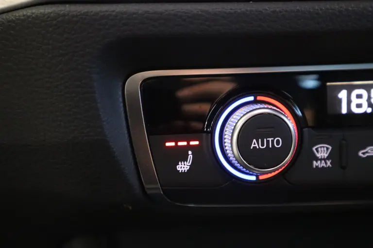 Audi Q3 Sportback 45 TFSI e S Edition Cruise/Climate Panoramadak PDC Navi Leder Sonos Sound afbeelding 19