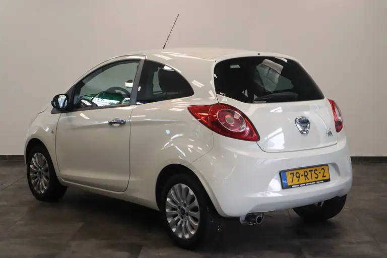 Ford Ka 1.2 Titanium X start/stop Airco 15'lmv 1ste Eigenaar! afbeelding 3