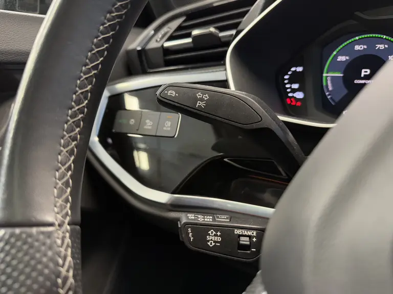 Audi Q3 45 TFSI e S edition Panorama 20LMV Climate Control Navigatie afbeelding 15