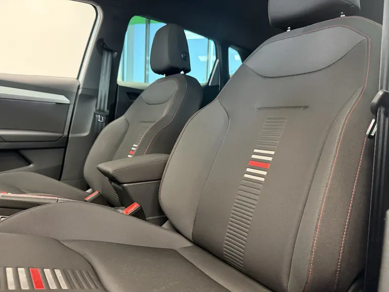 SEAT Ibiza 1.0 TSI FR 5-Drs. Automaat Navigatie Full-led 24 maanden garantie mogelijk (*vraag naar de voorwaarden) afbeelding 24