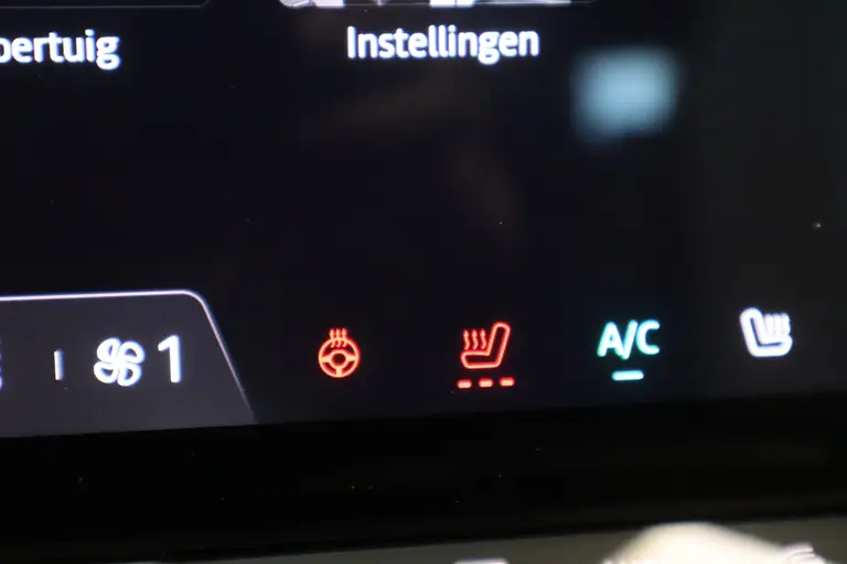 Renault Espace E-Tech full hybrid 200 iconic 7p. Head-up Panoramadak full-leder Harman/kardon Trekhaak Dash Cam afbeelding 16