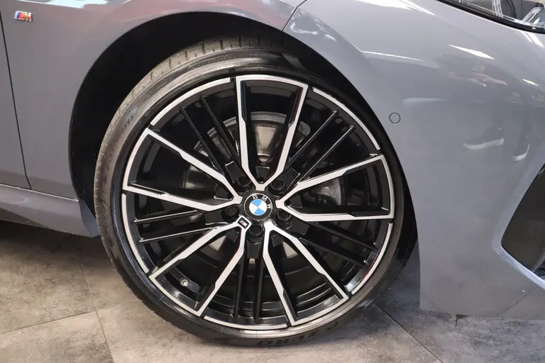 BMW 2 Serie Gran Coupé 218i Business Edition M-Sport Cruise/Climate 19''LM schuif/kanteldak/Navi/PDC afbeelding 4