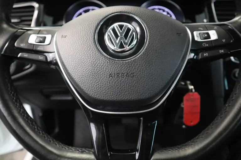 Volkswagen GOLF Variant 1.4 TSI Highline Panoramadak Navigatie Trekhaak 24 maanden garantie mogelijk (*vraag naar de voorwaarden) afbeelding 11