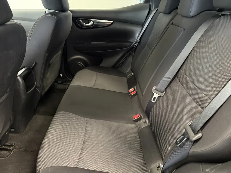 Nissan QASHQAI 1.2 N-Connecta 360 Camera Climate Control Navi Keyless Go afbeelding 20