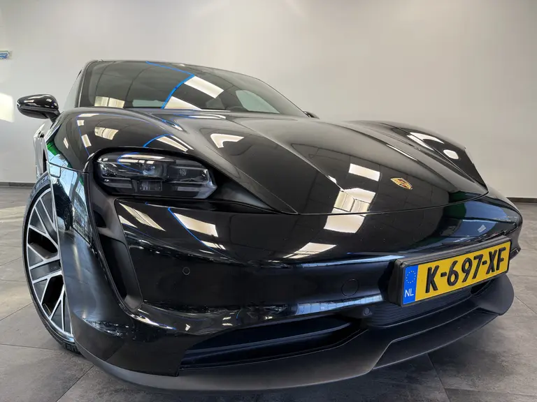 Porsche Taycan 4S Performance 84 kWh Panoramadak Sport-Chrono Warmtepomp afbeelding 4