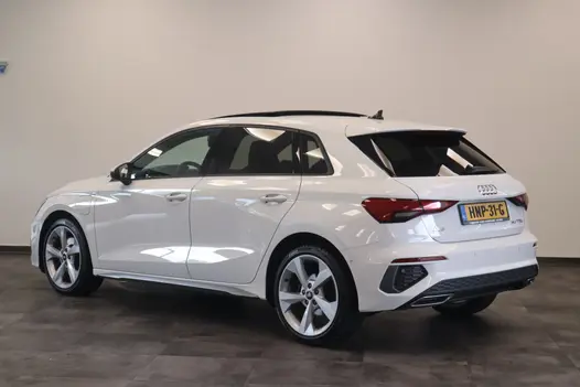 Audi A3 Sportback 40 TFSI e S Line ACC PDC Panoramadak 18''LM 24 maanden garantie mogelijk (*vraag naar de voorwaarden)