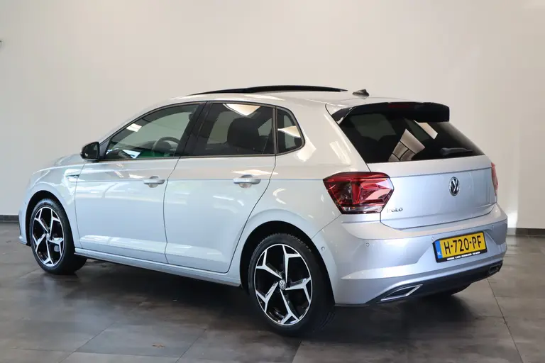 Volkswagen Polo 1.0 TSI Highline Business R Panorama Navigatie Cruise Control R-line interieur 17LMV stoelverwarming afbeelding 2