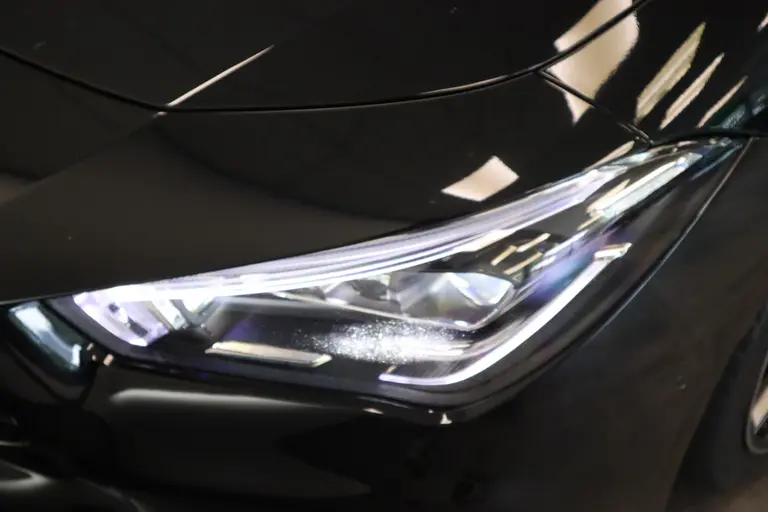 Mercedes-Benz CLA-Klasse 220 d AMG Line Panoramadak Burmester Multibeam-led afbeelding 7