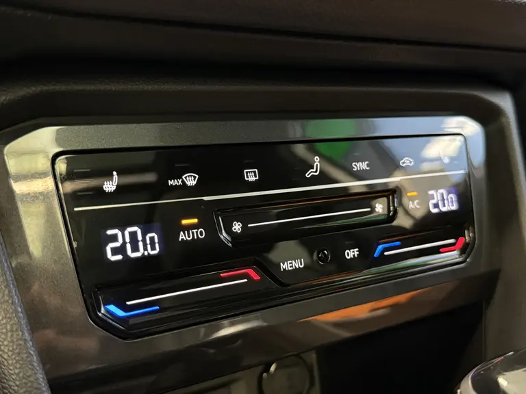 Volkswagen Tiguan 1.4 TSI eHybrid R-Line Business 245 PK Balck line Panorama ACC VCP Navigatie Sfeerverlichting afbeelding 12