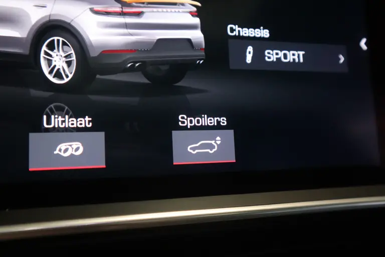 Porsche Cayenne Coupé 2.9 S Navi ACC Panoramadak Sport Chrono 22''LM Head-UP 441PK! afbeelding 24