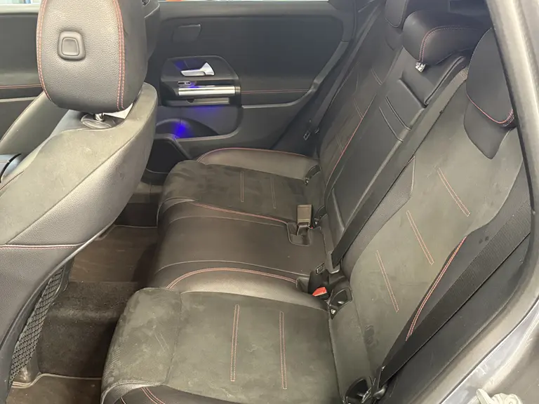 Mercedes-Benz B-Klasse 200 Premium 163 PK Climate Control Navigatie Widescreen Sfeerverlichting Flipper schakeling afbeelding 16