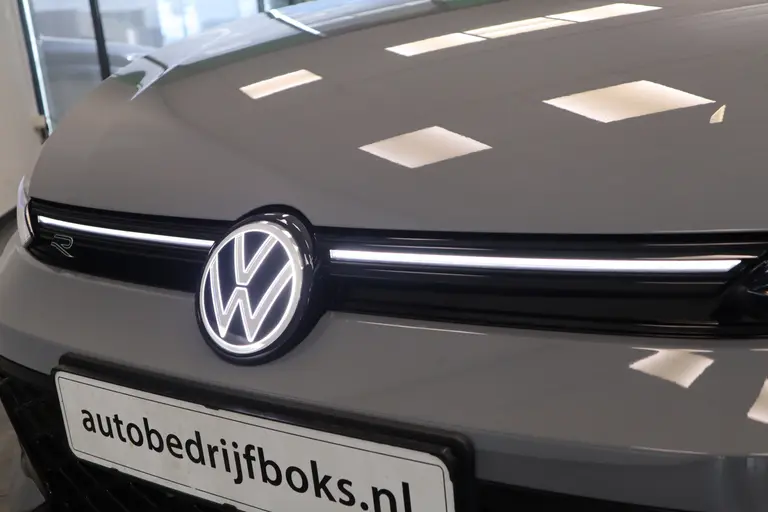 Volkswagen Golf 1.5 eTSI R-Line Edition ! Nieuw Type ! Panoramadak IQ-light Navigatie afbeelding 7