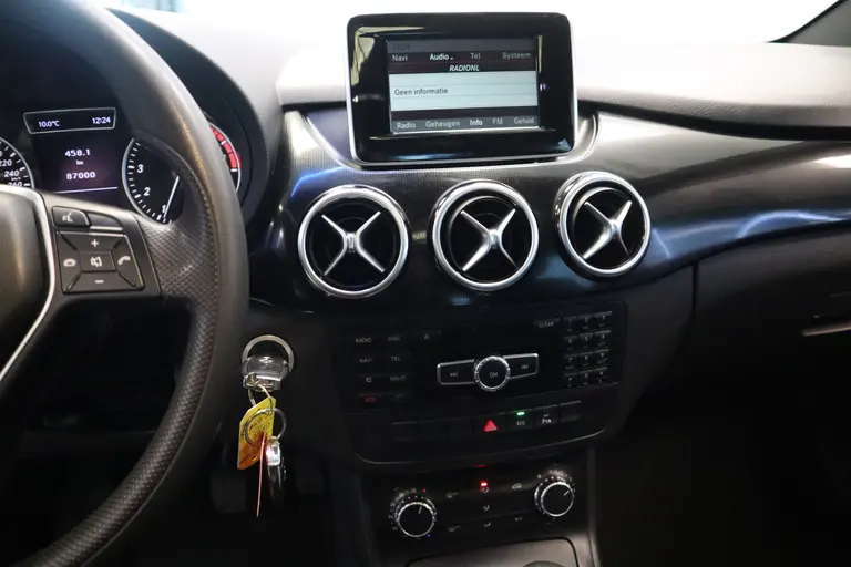 Mercedes-Benz B-Klasse 200 Ambition Panoramadak Climate Comtrol Trekhaak, PDC afbeelding 11
