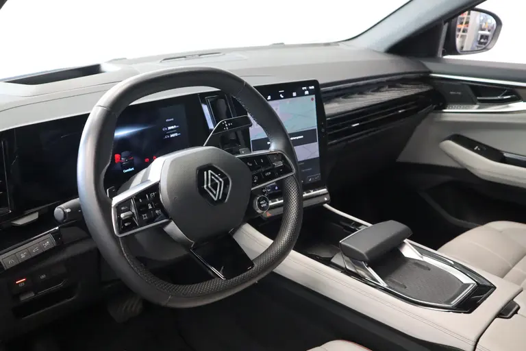 Renault Espace E-Tech full hybrid 200 iconic 7p. Head-up Panoramadak full-leder Harman/kardon Trekhaak Dash Cam afbeelding 10